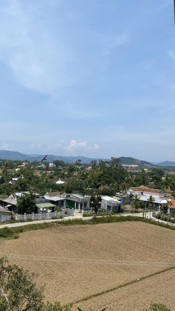 Diện tích mặt bằng tối thiểu cho một nhà yến 2 tầng là 100m2